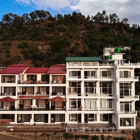 Summit Stonewood Hotel Ranikhet Buitenkant foto