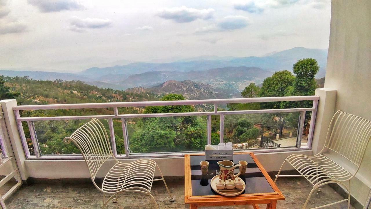 Summit Stonewood Hotel Ranikhet Buitenkant foto